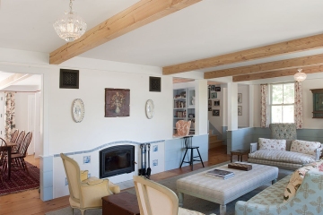LivingRoom01